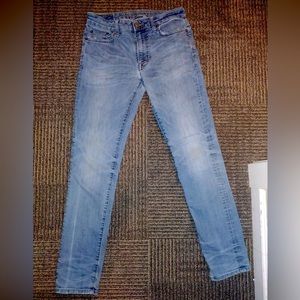 American Eagle woman jeans!!